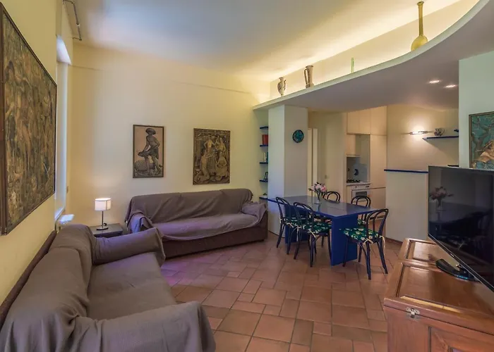 Il Giardino Nascosto Relax Vicino Al Porto Apartmán *