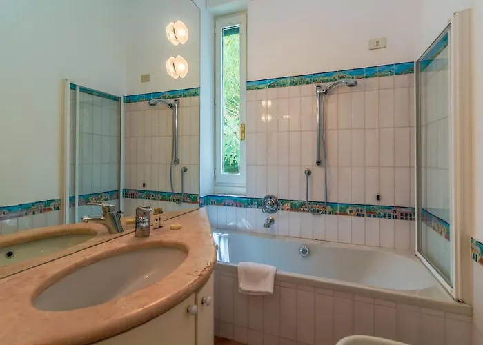 Il Giardino Nascosto Relax Vicino Al Porto Apartman